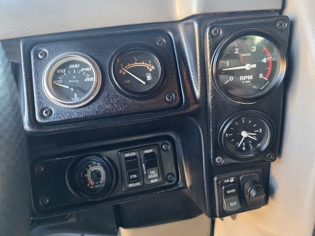 2000 AM General Hummer