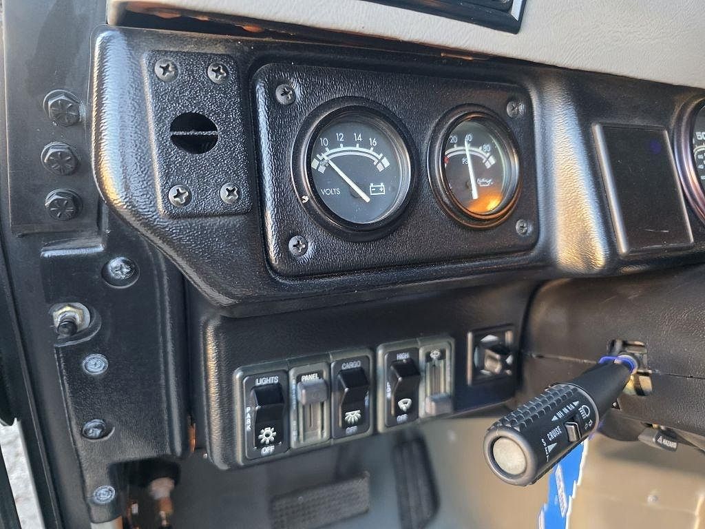 2000 AM General Hummer