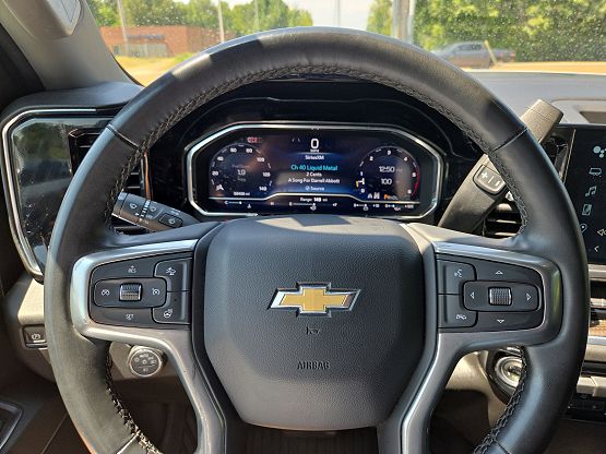 2024 Chevrolet Silverado 2500HD LT photo 5