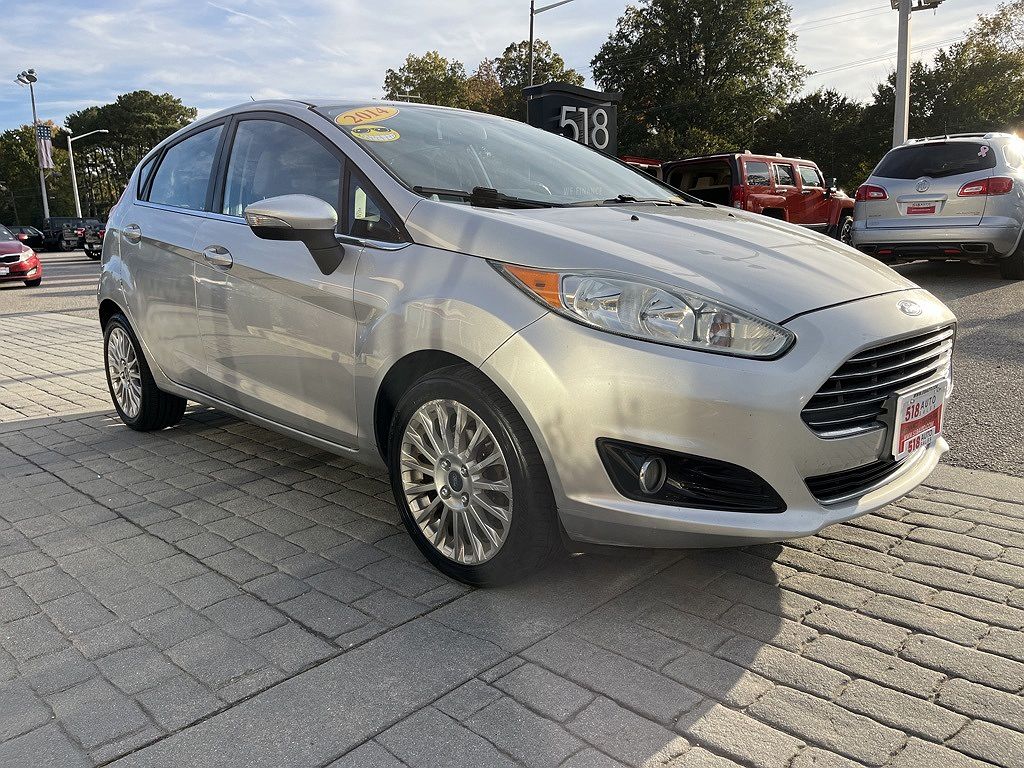 2014 Ford Fiesta Titanium image 3