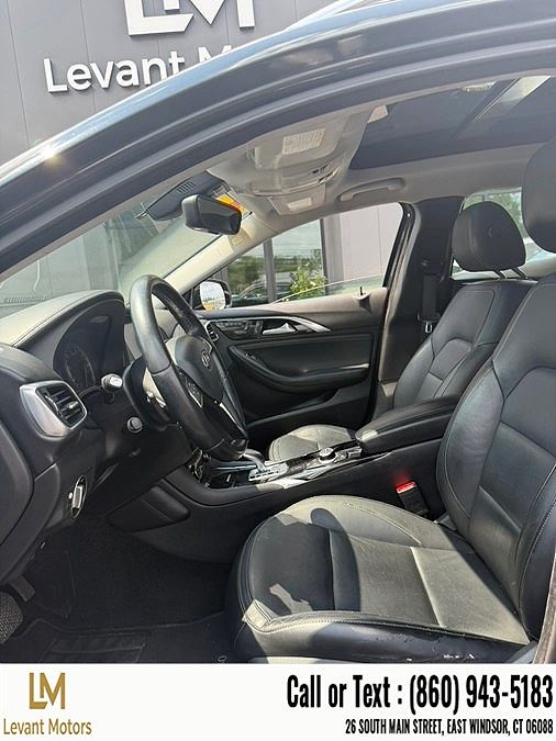 2017 Infiniti QX30