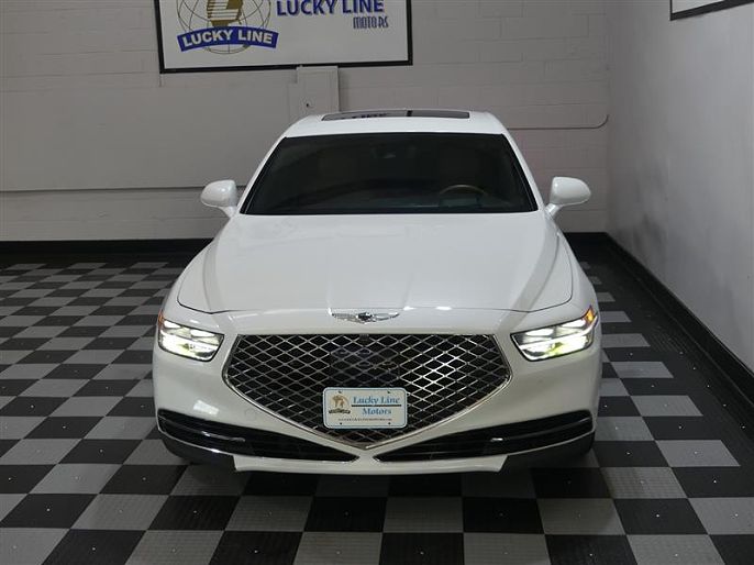 2021 Genesis G90