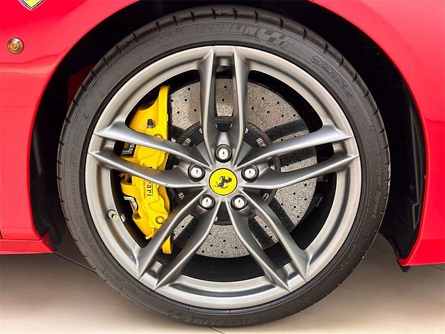 2017 Ferrari 488 GTB image 16