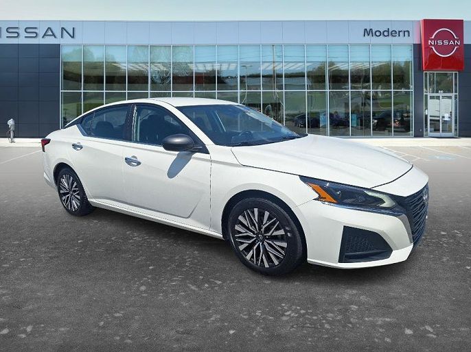 2025 Nissan Altima
