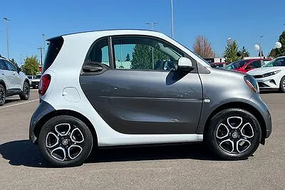 2016 Smart Fortwo Proxy image 2