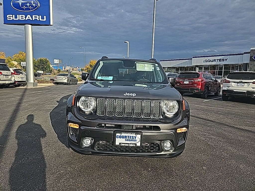 2019 Jeep Renegade Latitude image 1