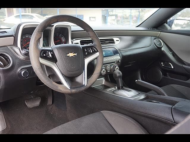 2015 Chevrolet Camaro LS image 4