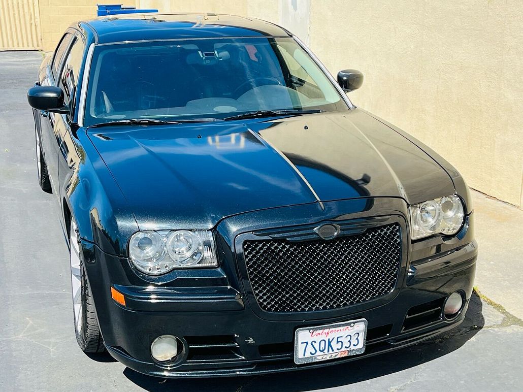 2007 Chrysler 300 C SRT8 image 0