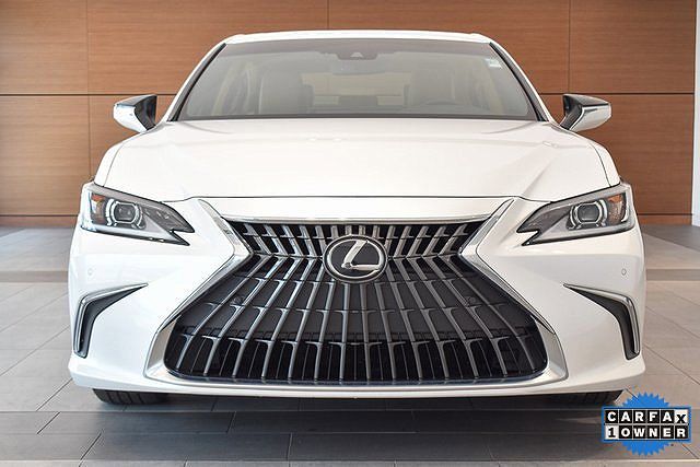 2024 Lexus ES