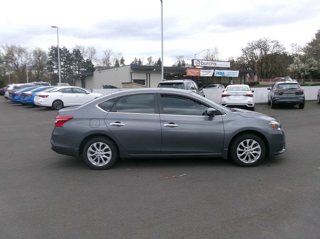 2018 Nissan Sentra SV image 5