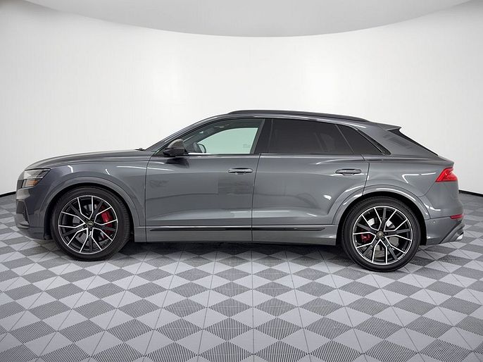 2023 Audi SQ8