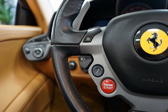 2015 Ferrari 458 null image 37