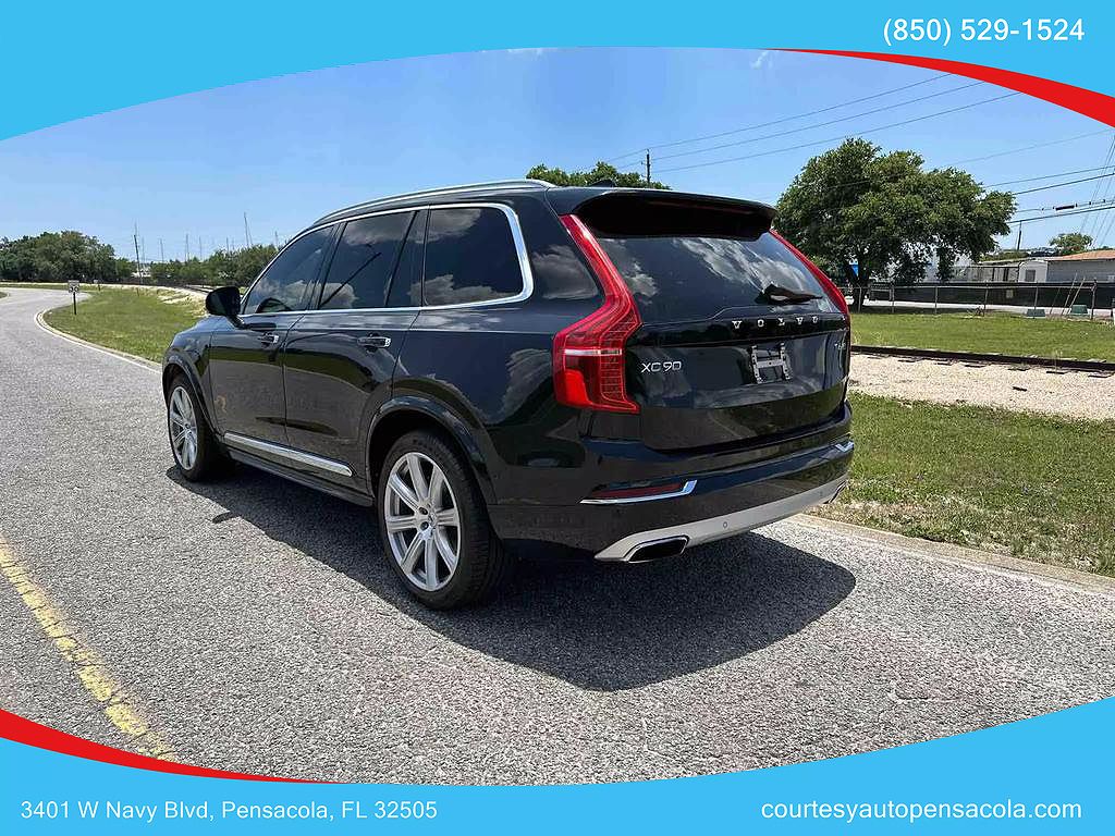 2016 Volvo XC90 T6 First Edition image 3