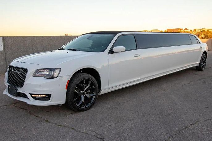 2021 Chrysler 300