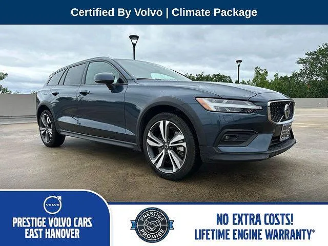 2025 Volvo V60