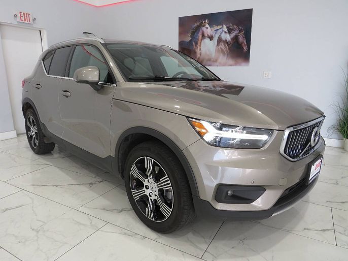 2021 Volvo XC40