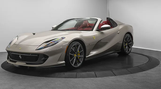 2023 Ferrari 812 GTS