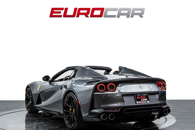 2022 Ferrari 812 GTS