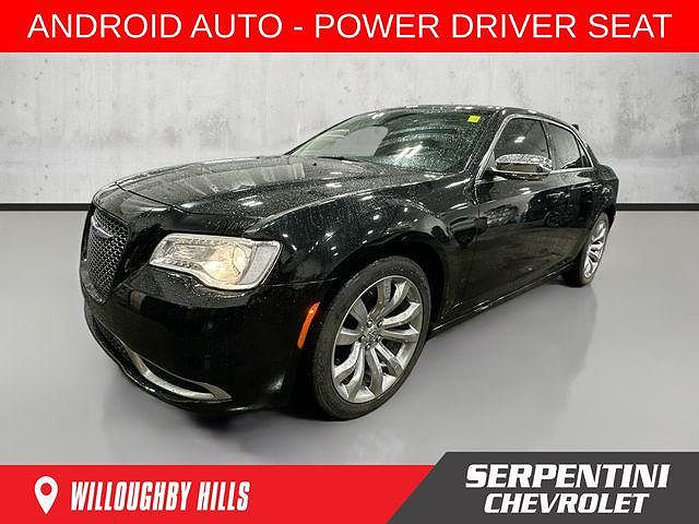 2019 Chrysler 300