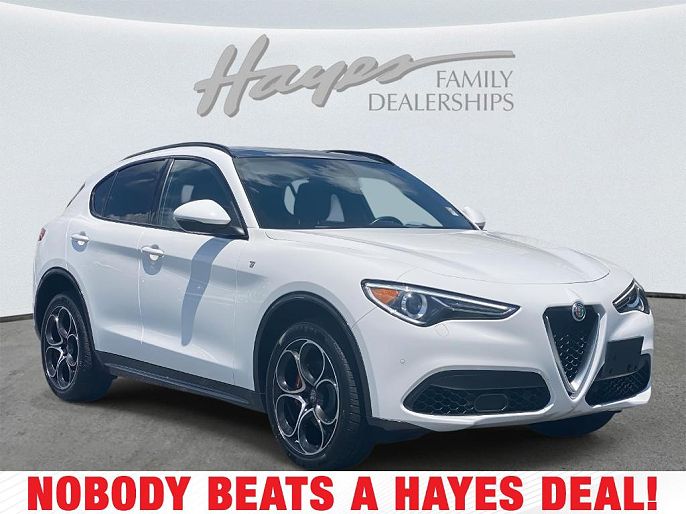 2022 Alfa Romeo Stelvio