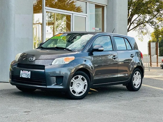 2009 Scion xD