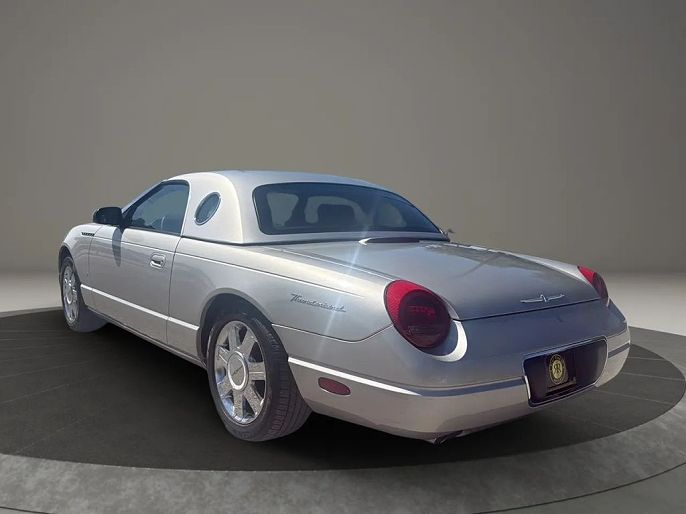 2004 Ford Thunderbird