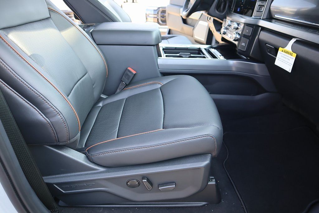 2025 Ford F-250