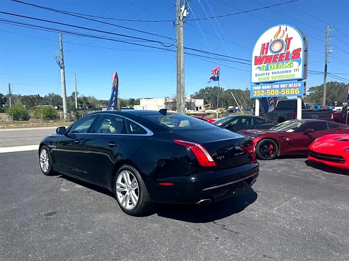 2016 Jaguar XJ