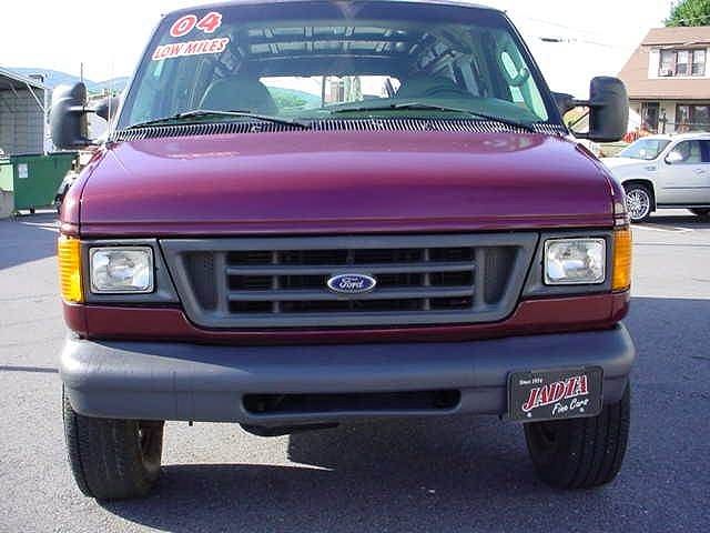 2004 ford econoline e250