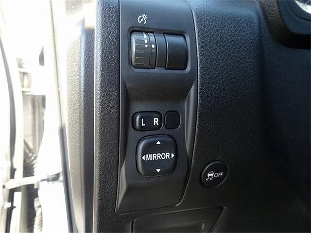 2011 Subaru Impreza 2.5i image 17