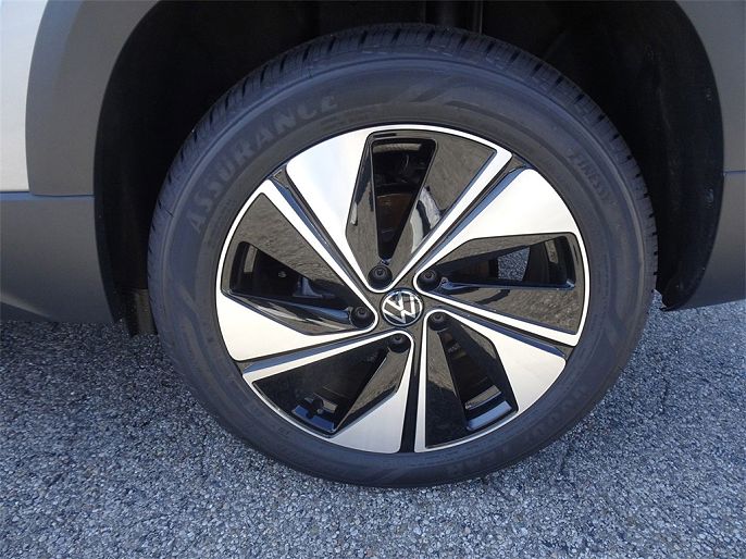 2024 Volkswagen Taos