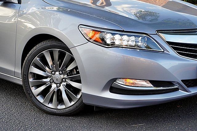 2017 Acura RLX