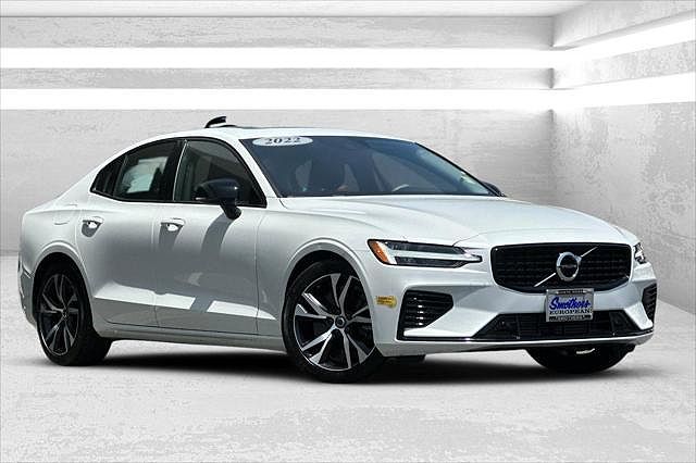 2022 Volvo S60
