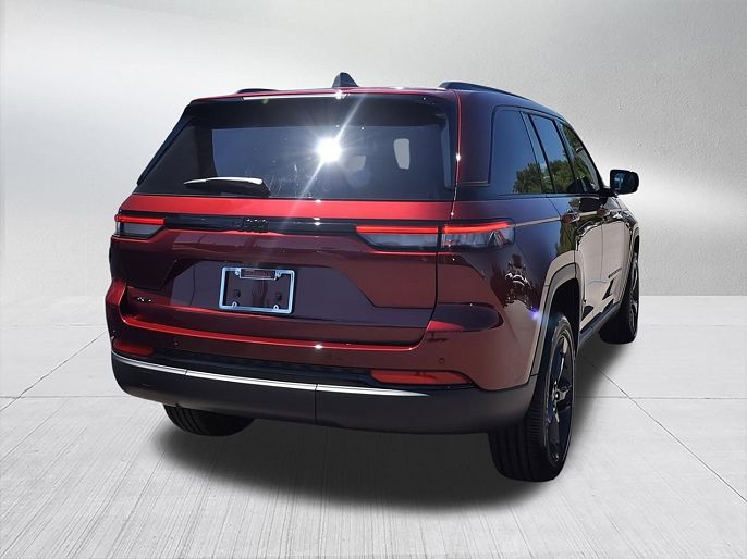 2024 Jeep Grand Cherokee