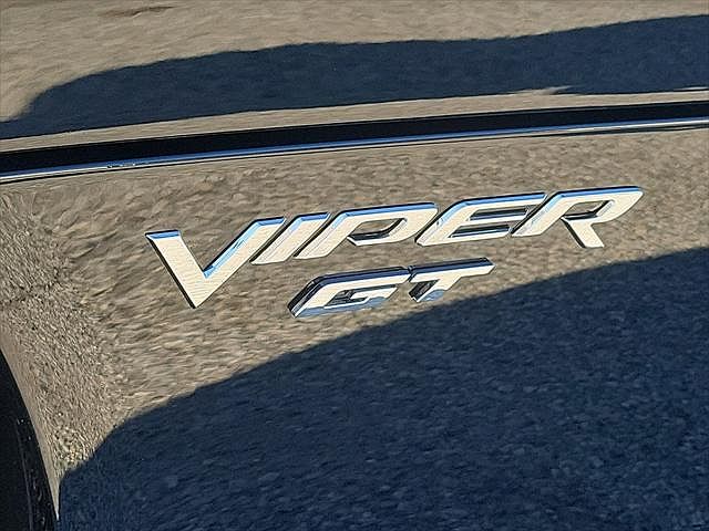 2017 Dodge Viper GTC image 27