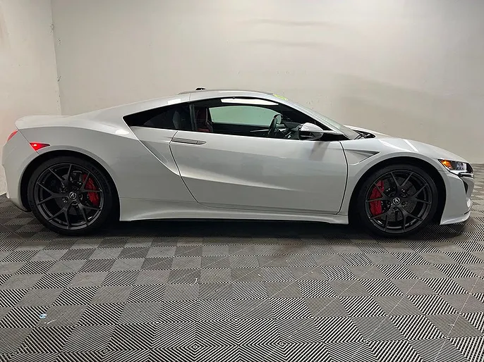2017 Acura NSX