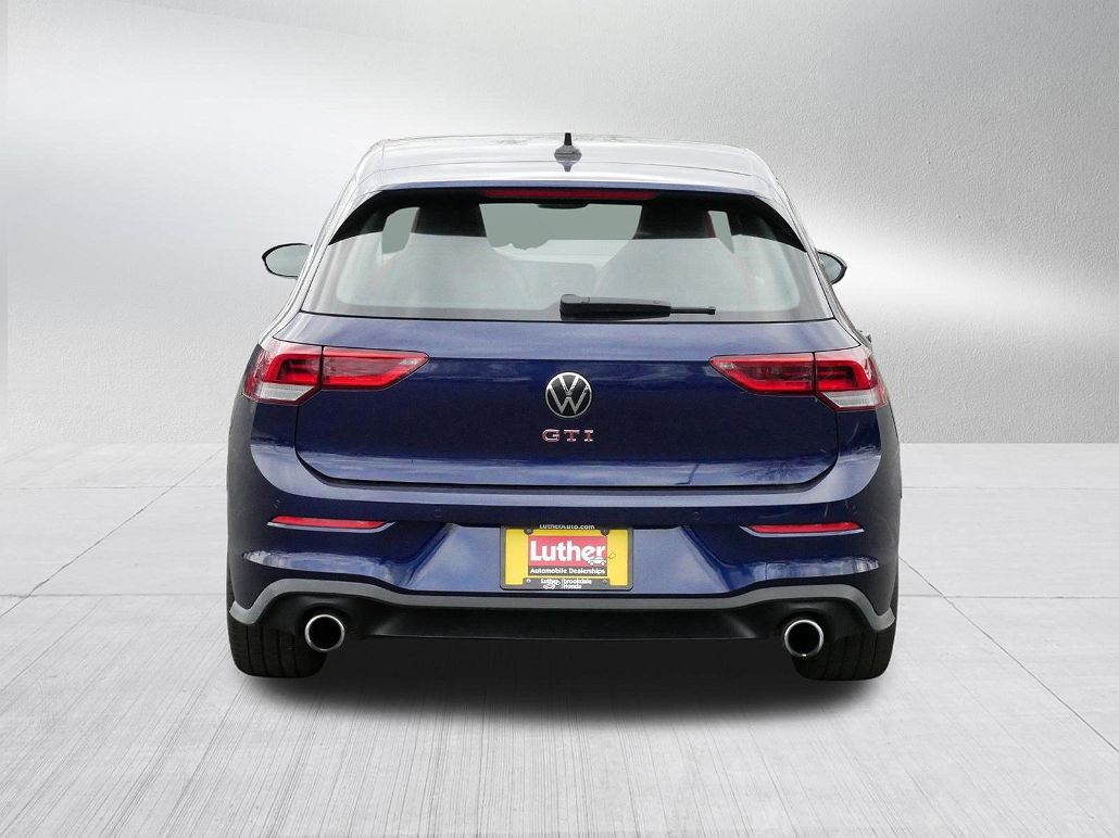 2022 Volkswagen Golf Autobahn image 5