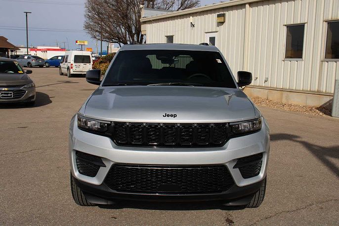 2025 Jeep Grand Cherokee
