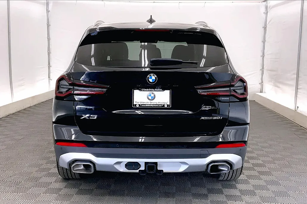 2023 BMW X3 xDrive30i image 4