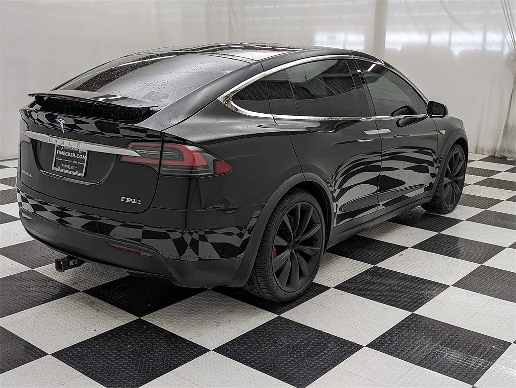 2016 Tesla Model X P90D image 5