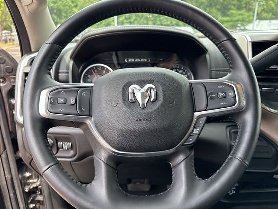 2024 Ram 2500 Laramie photo 12