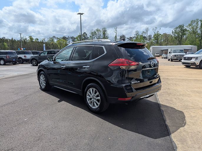 2020 Nissan Rogue