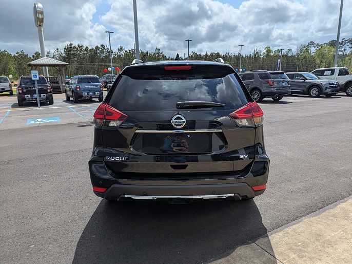 2020 Nissan Rogue