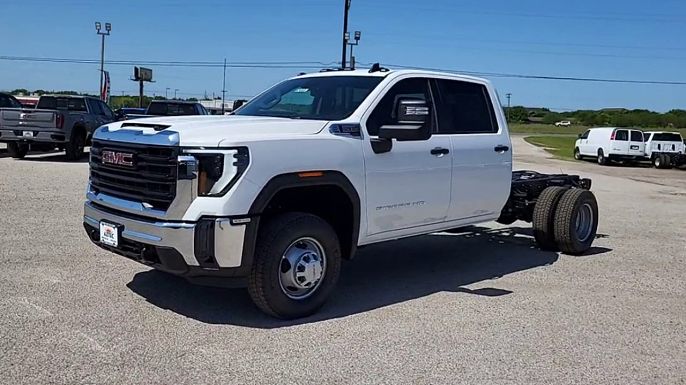 2025 GMC Sierra 3500HD