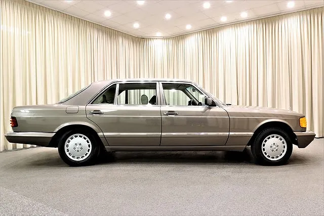 1988 Mercedes-Benz 420 SEL image 5