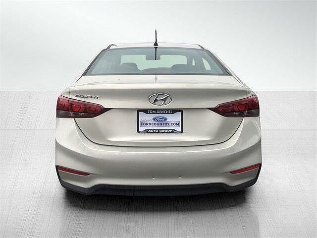 2020 Hyundai Accent SE image 3