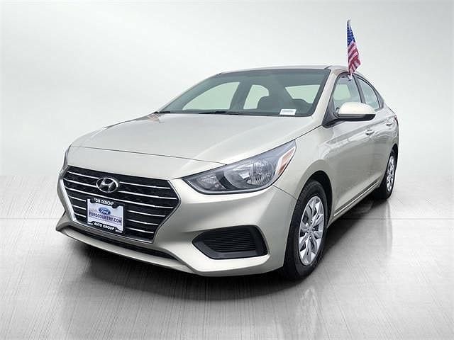 2020 Hyundai Accent SE image 6