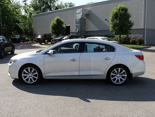2013 Buick LaCrosse Touring image 5