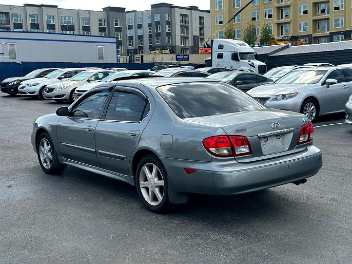 2004 Infiniti I35