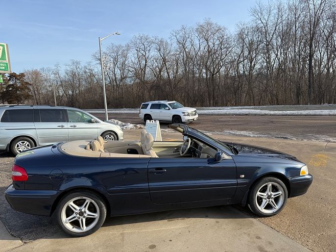 2001 Volvo C70